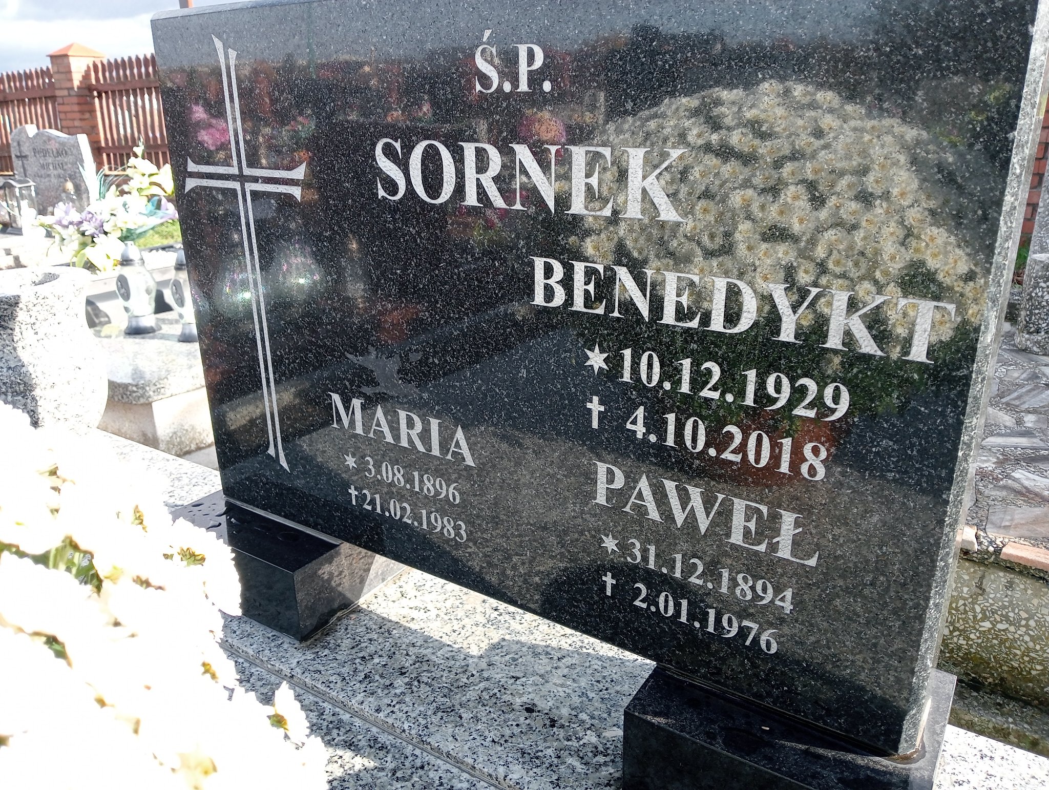 Grób Benedykt Sornek